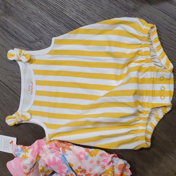 Cat & Jack 2 Pack Summer Onesies 3-6 Months - Picture 3 of 10